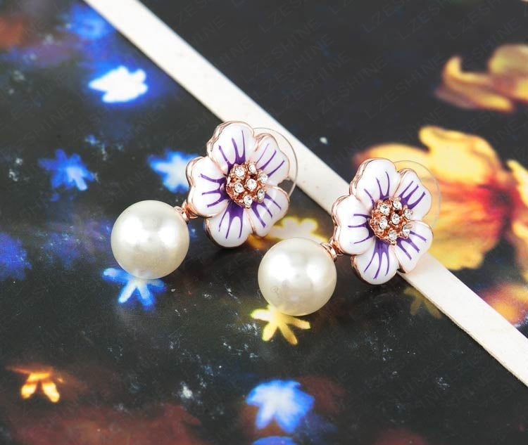VPKJewelry 18k rose gold plated Austrian crystal enameled pearl flower earring