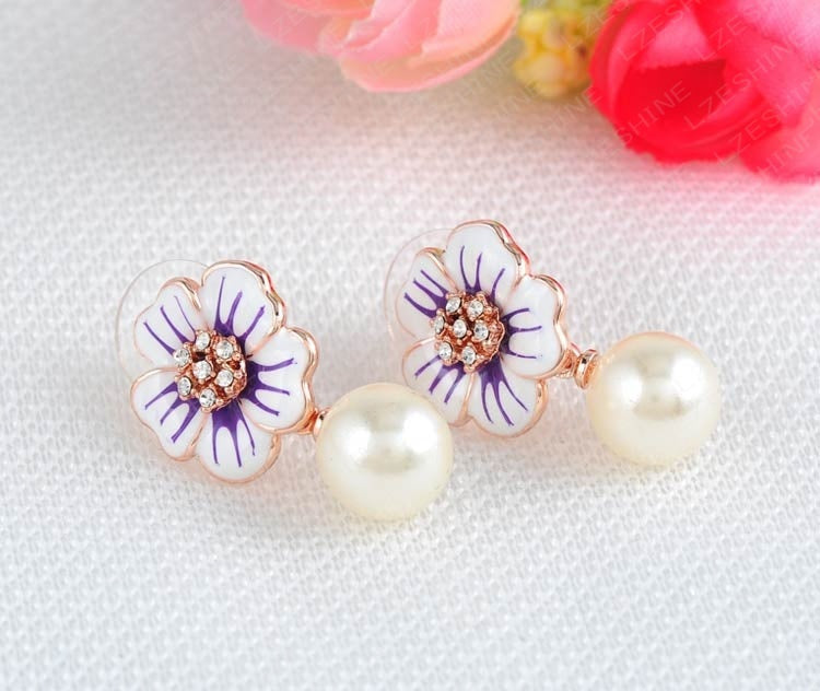 VPKJewelry 18k rose gold plated Austrian crystal enameled pearl flower earring