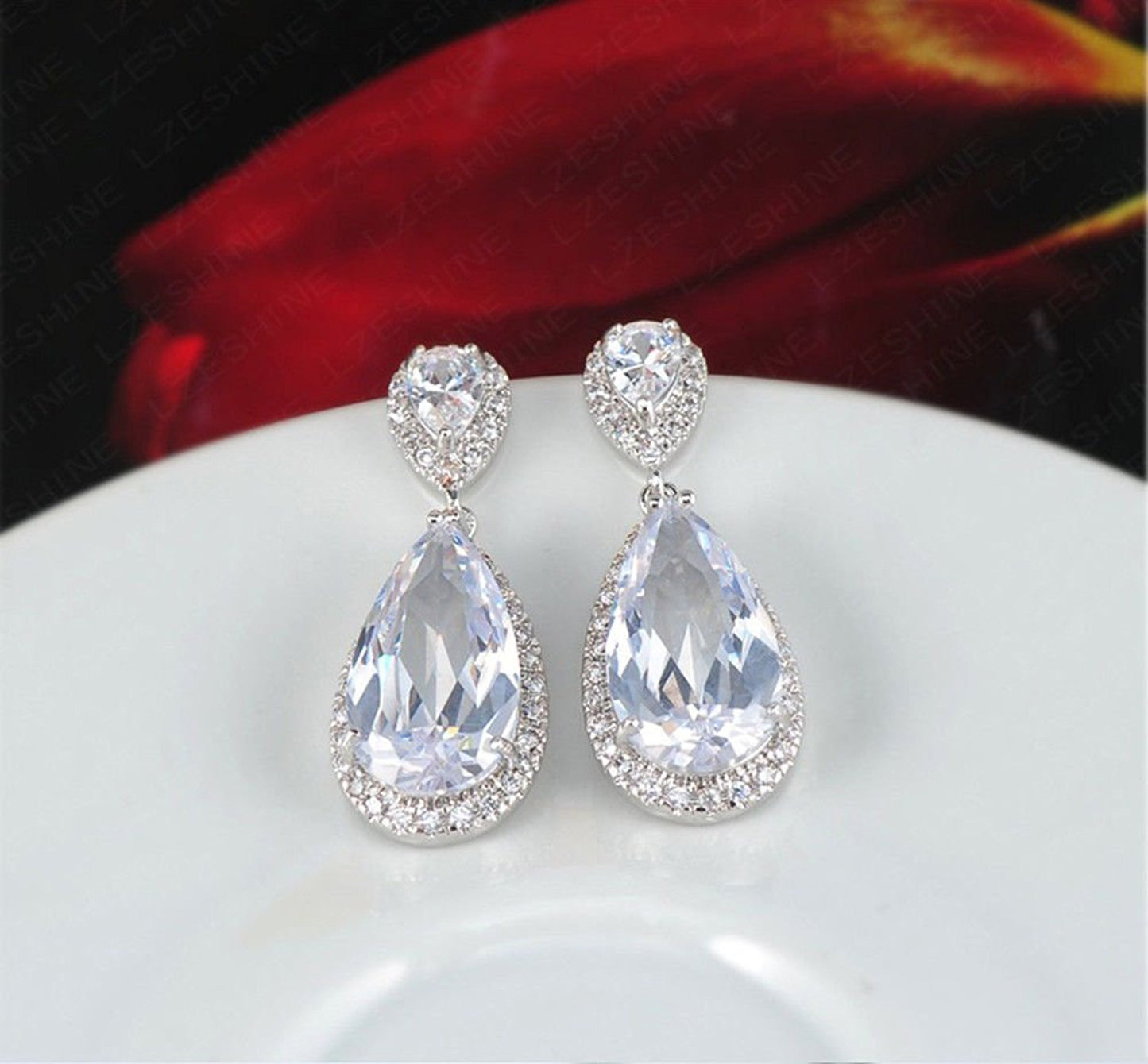 VPKJewelry Weddings Drop Earrings Austrian Crystal Chandelier Dangle White or Yellow Gold plated 39x14 mm (White)